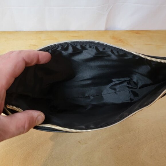 Jeffree Starr Bat Bag - Cosmetic Bag - Like New - Picture 4 of 8